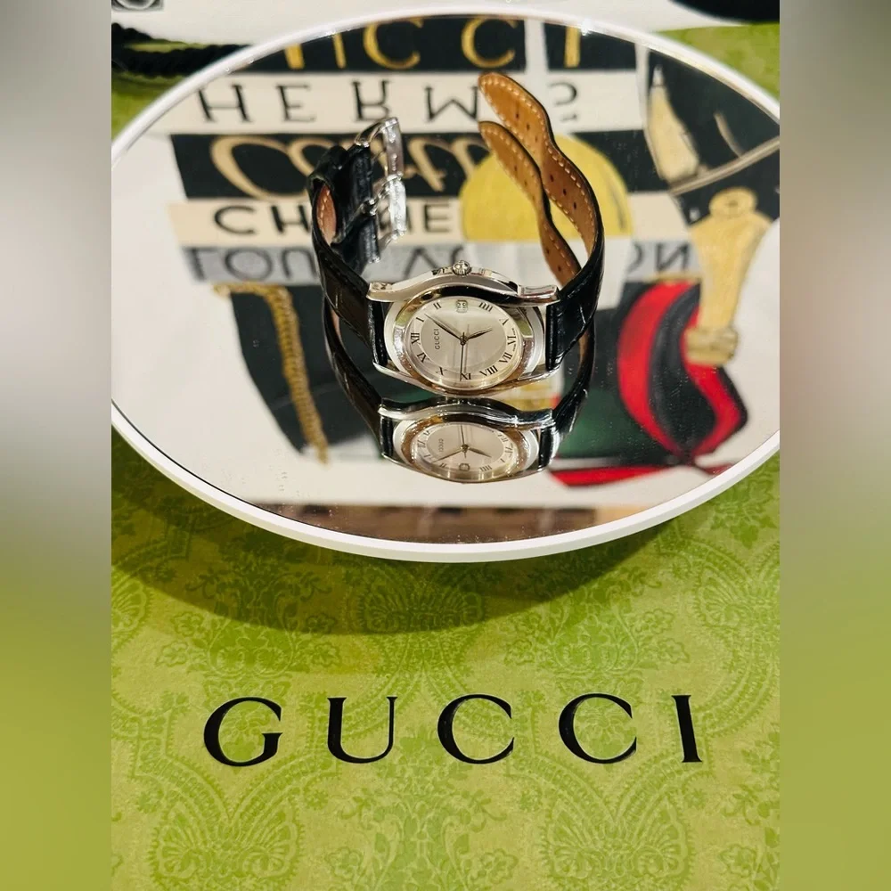 Gucci stylish watch